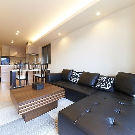 Kyoto River Side Modern House Exterior photo
